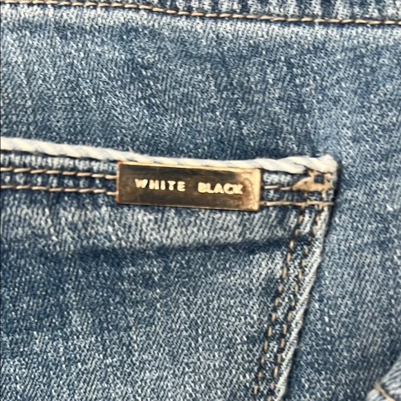 White House Black Market “The Straight” Jeans with Distressed Details - Picture 6 of 6